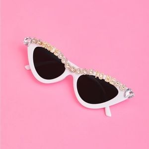 Bride to be sunnies